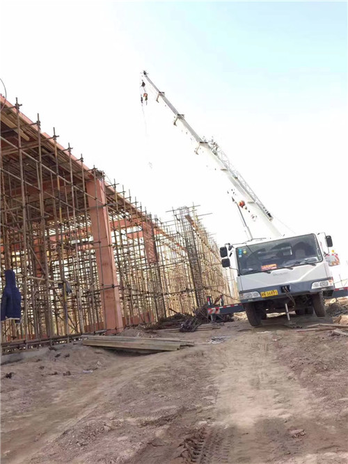 城东区吊车作业的安全注意事项有哪些？