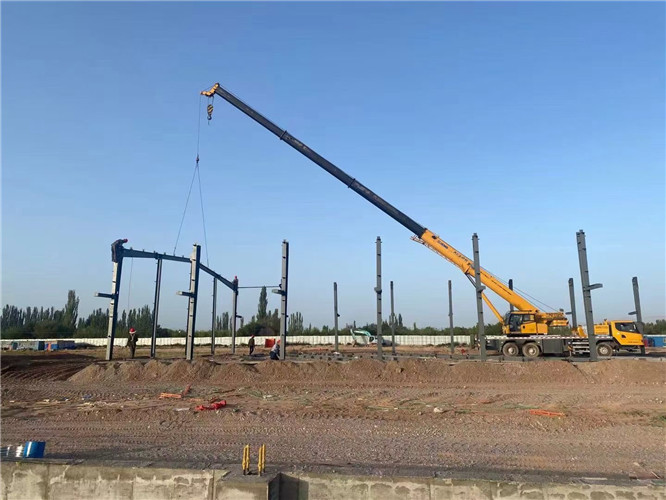 城东区夜间、节假日作业是否有加价？加价比例多少？