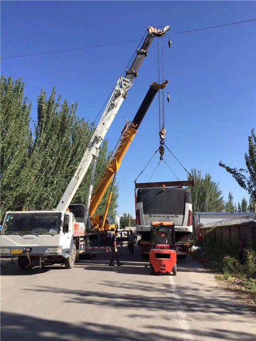 城东区港口集装箱搬运案例